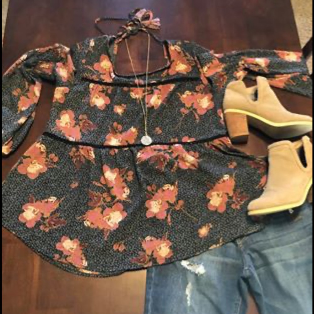 Knox Rose Floral Shirt- Size L